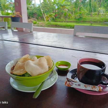 Talaga Tomohon Home Stay And Fishing Pond Extérieur photo